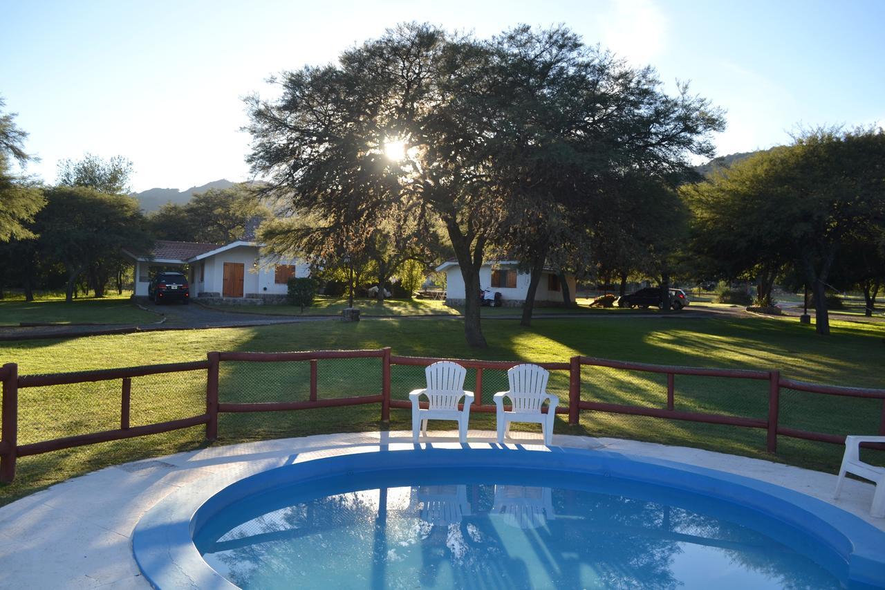 Cabanas Los Algarrobos Villa General Belgrano Extérieur photo